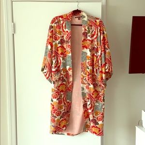 KIMONO